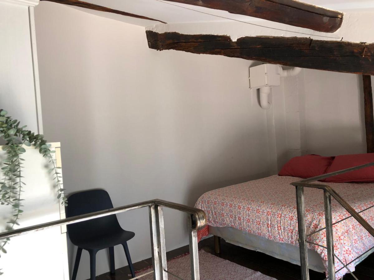 Le Triplex Les Halles Intra Muros Авиньон Екстериор снимка