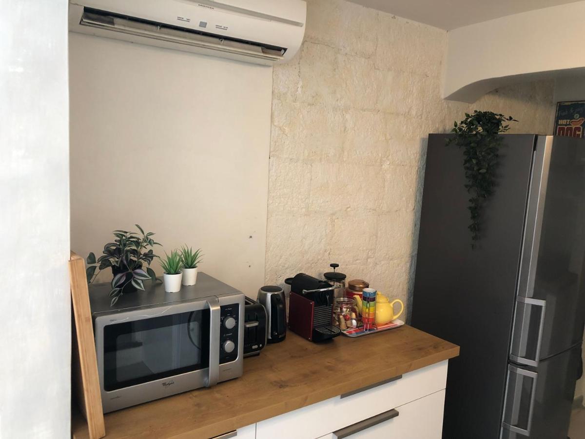 Le Triplex Les Halles Intra Muros Авиньон Екстериор снимка