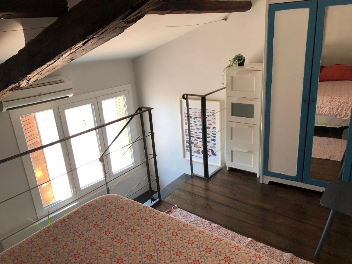 Le Triplex Les Halles Intra Muros Авиньон Екстериор снимка